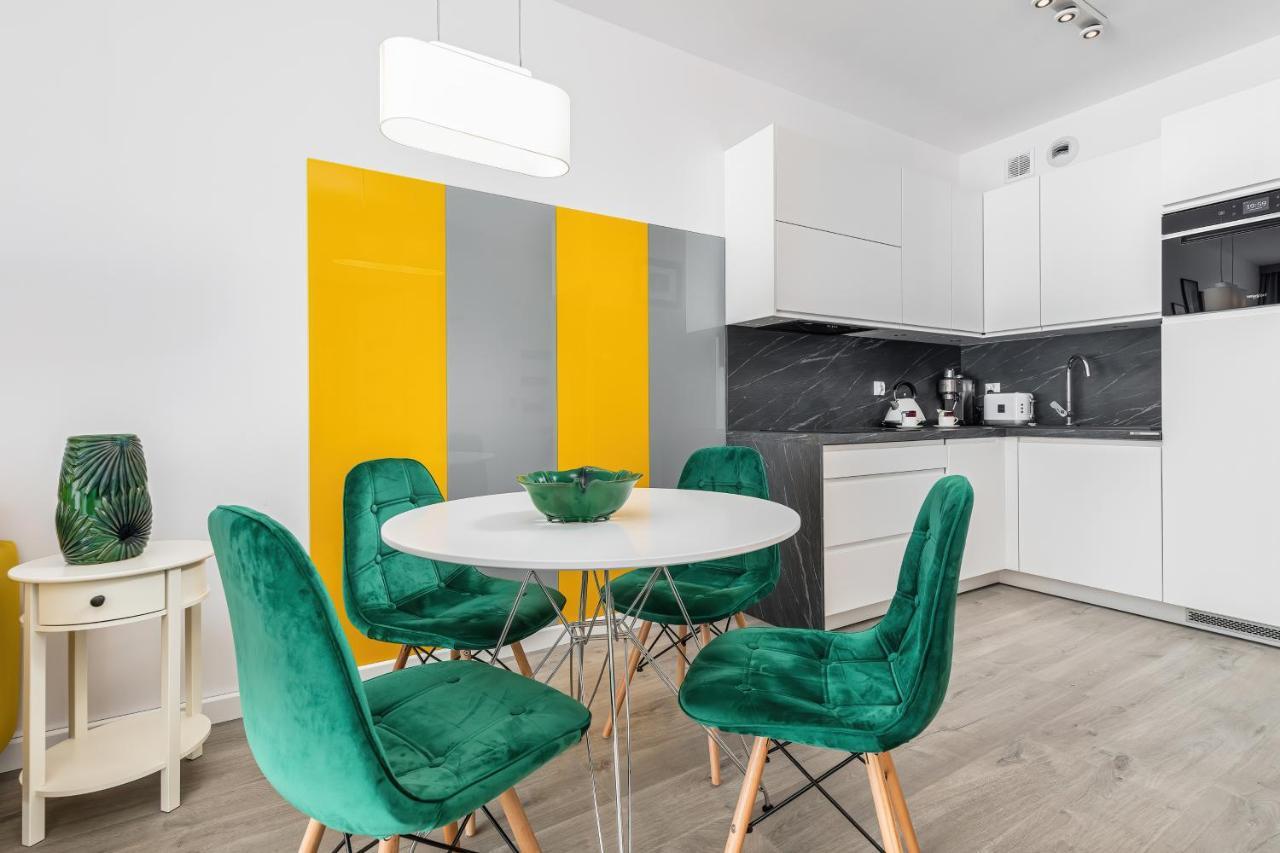 Nadmorskie Tarasy Spa 2 By Jantar Apartamenty Kolobrzeg Bagian luar foto